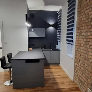 https://apartament-vilda-2.poznan-hotels.com